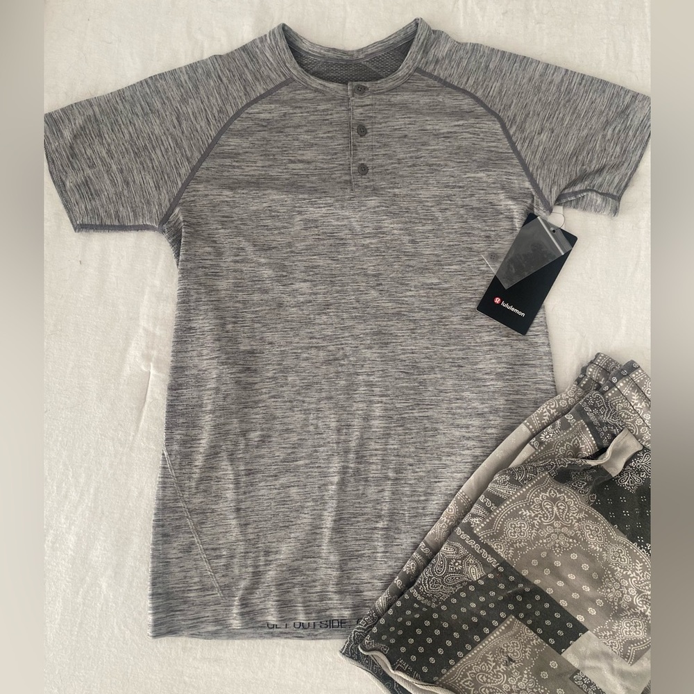 Lululemon Size S Metal Vent Tech SS Henley NWT